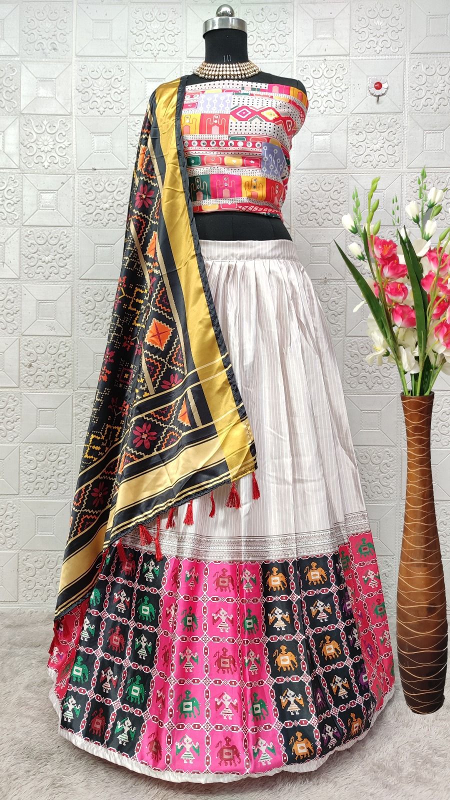 Indore garba dress for rent image
