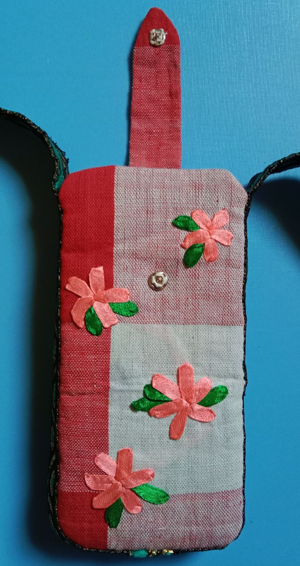 Santhali Style Embroidered Mobile Sling Bag image