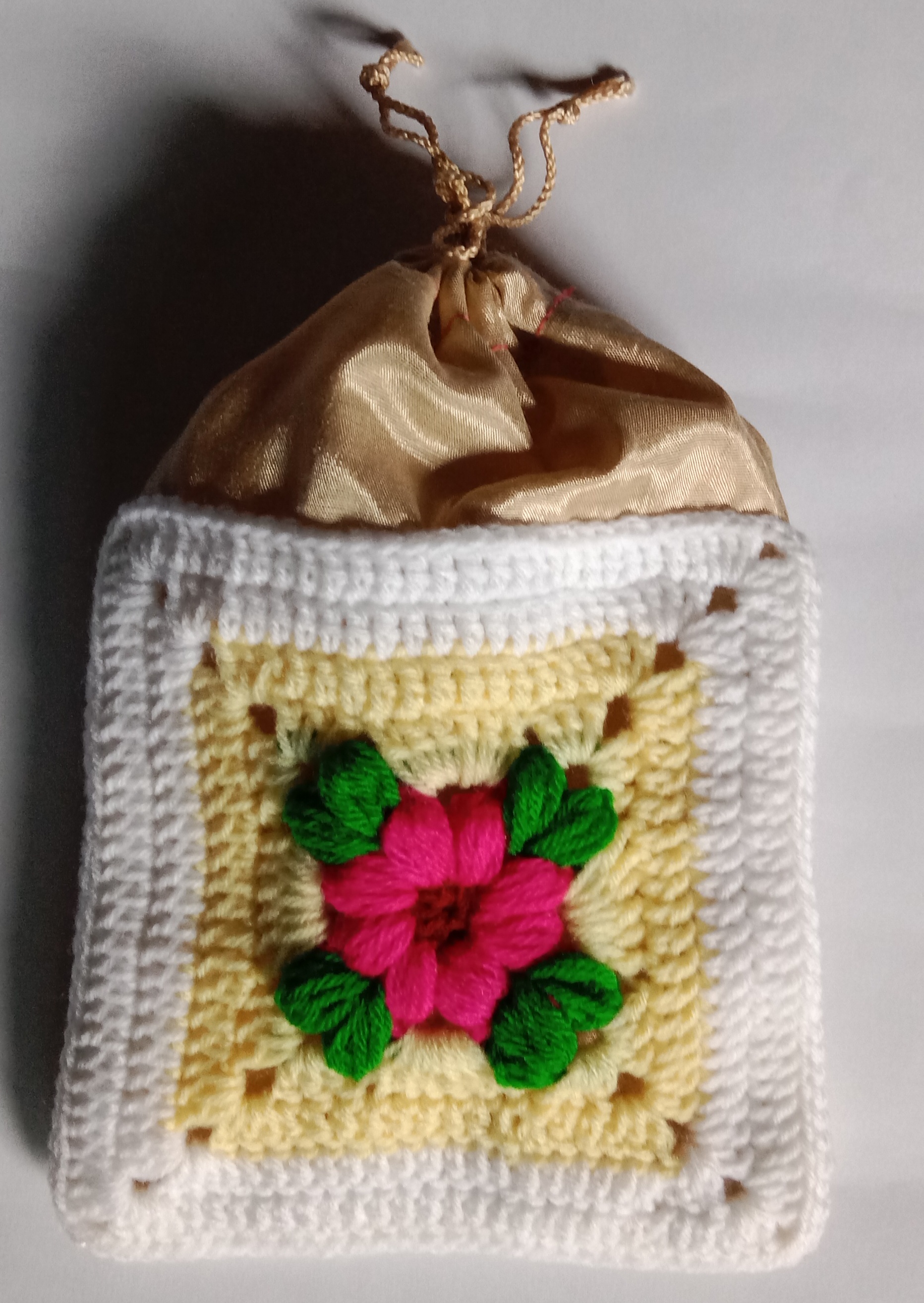 Crochet Woollen Potli Pouch image