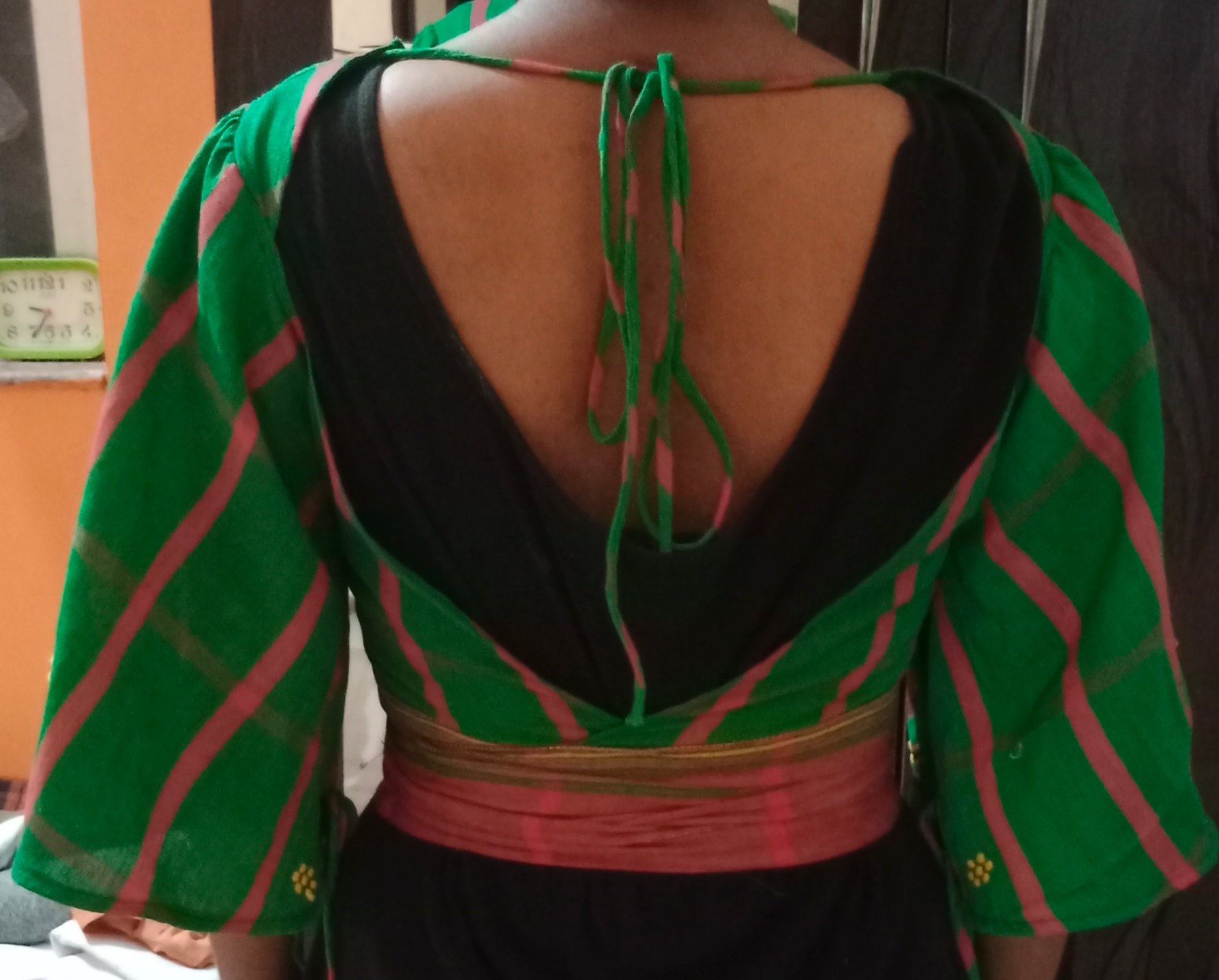 Full Frill Skirt And Tie Up Top/blouse image