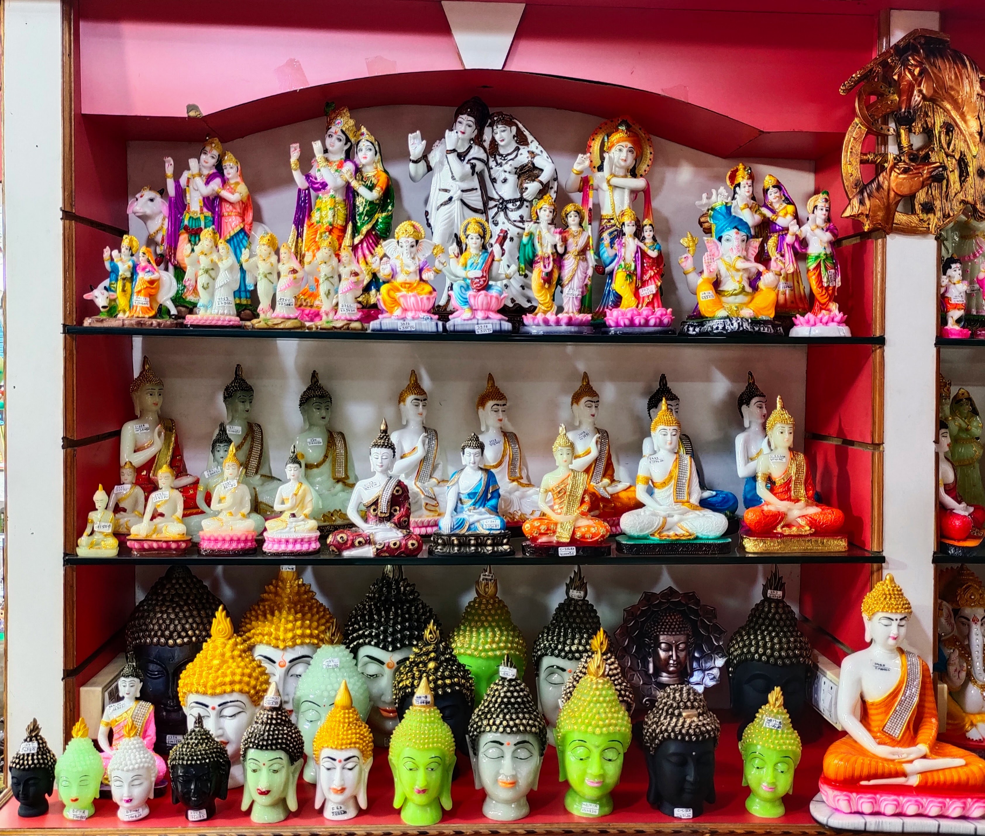 Ganeshji idols, Radha Krishna idols, Buddha Idols, Lakshmi Idols, Photo Frame, Wall Clock, Water Foundation, Horse Idols, Monks, Laughing Budhha Idols, Balaji Idols, table clocks, Metal Items and Antique items. image
