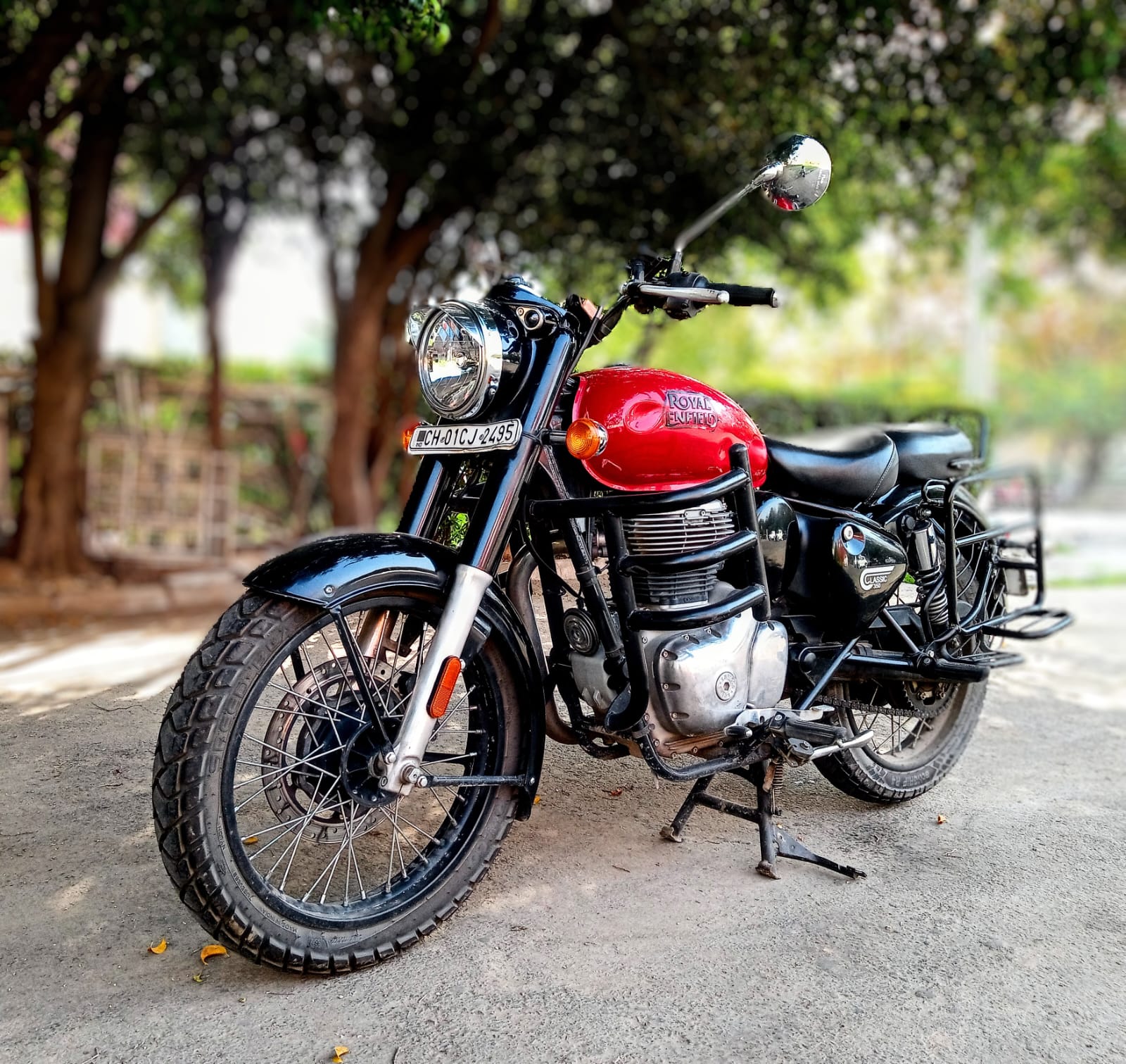 RE Classic 350 image