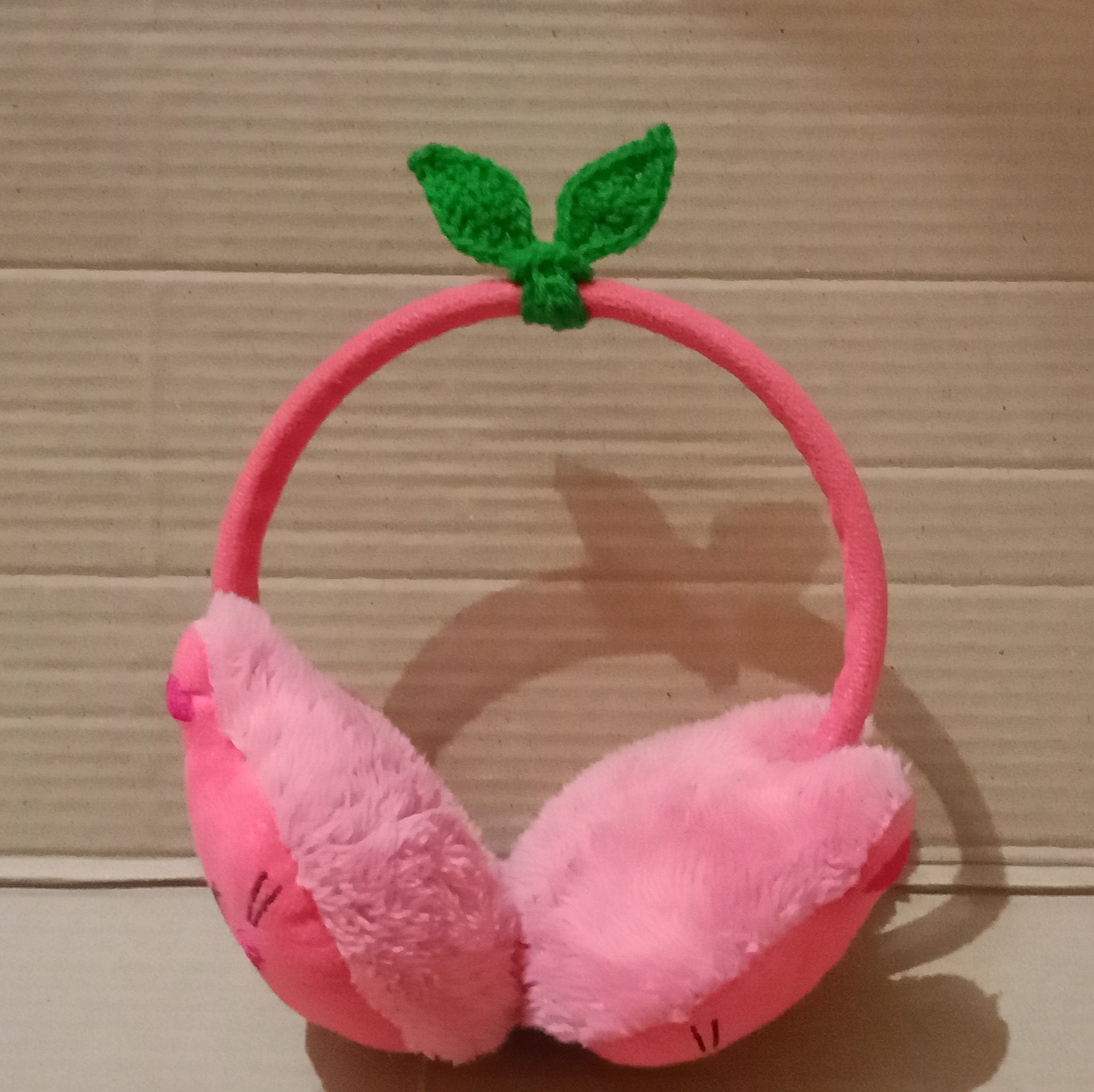 Crochet Woollen Leaf Sprout Cord Accessory image
