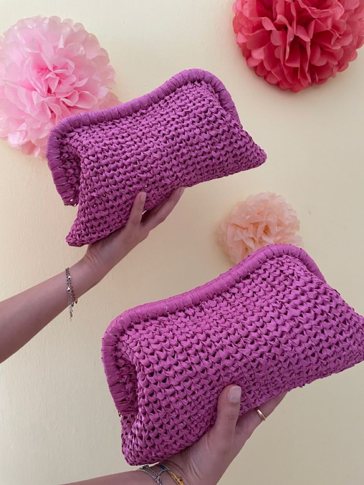 Crochet Raffia Yarn Dumpling Clutch Bag image