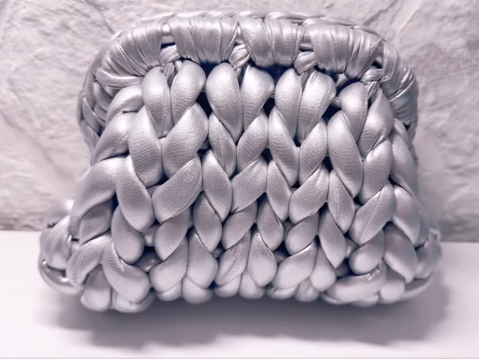 Metallic Jumbo Finger Knit Yarn Dumpling Clutch Bag image