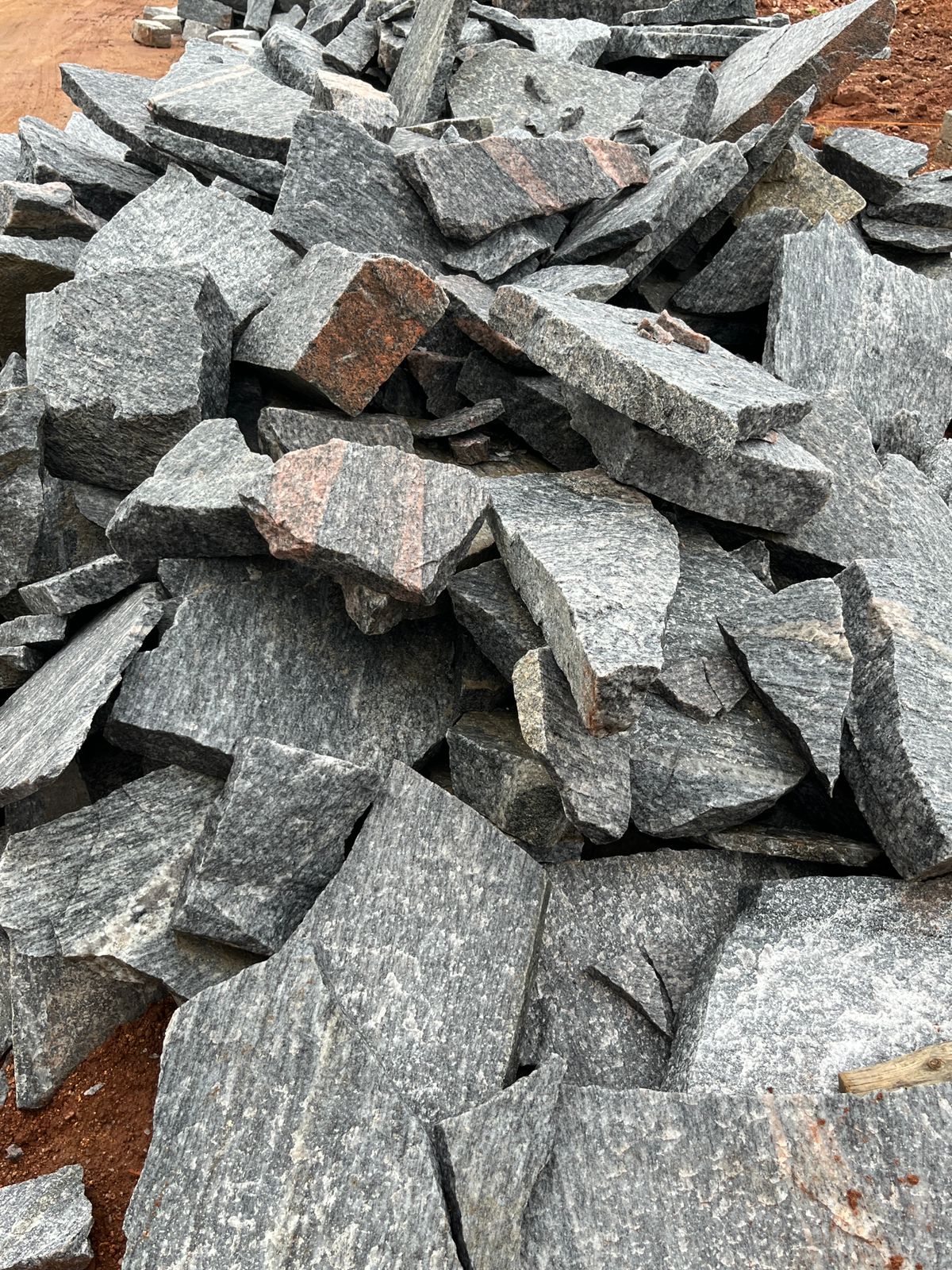 Chakke Boulders image