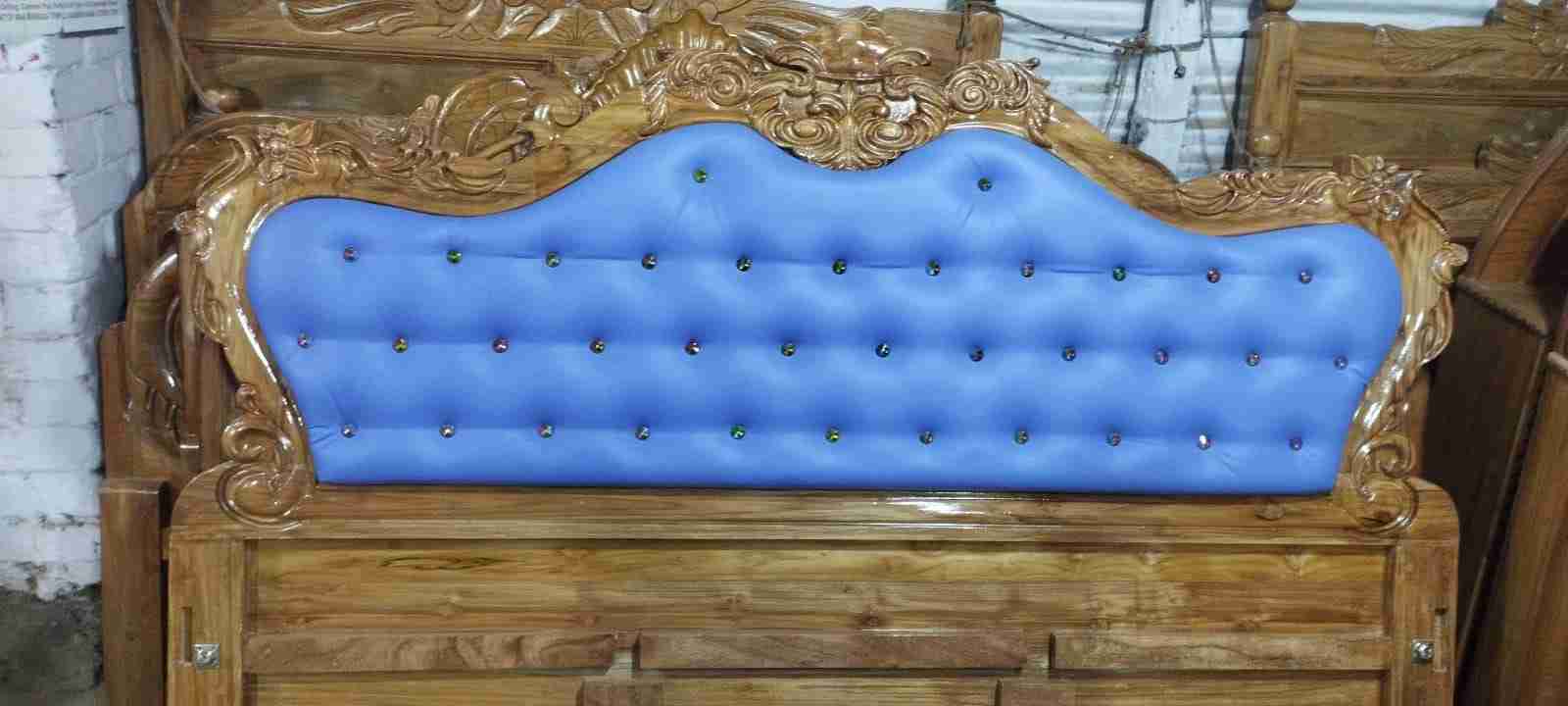 Furnitures