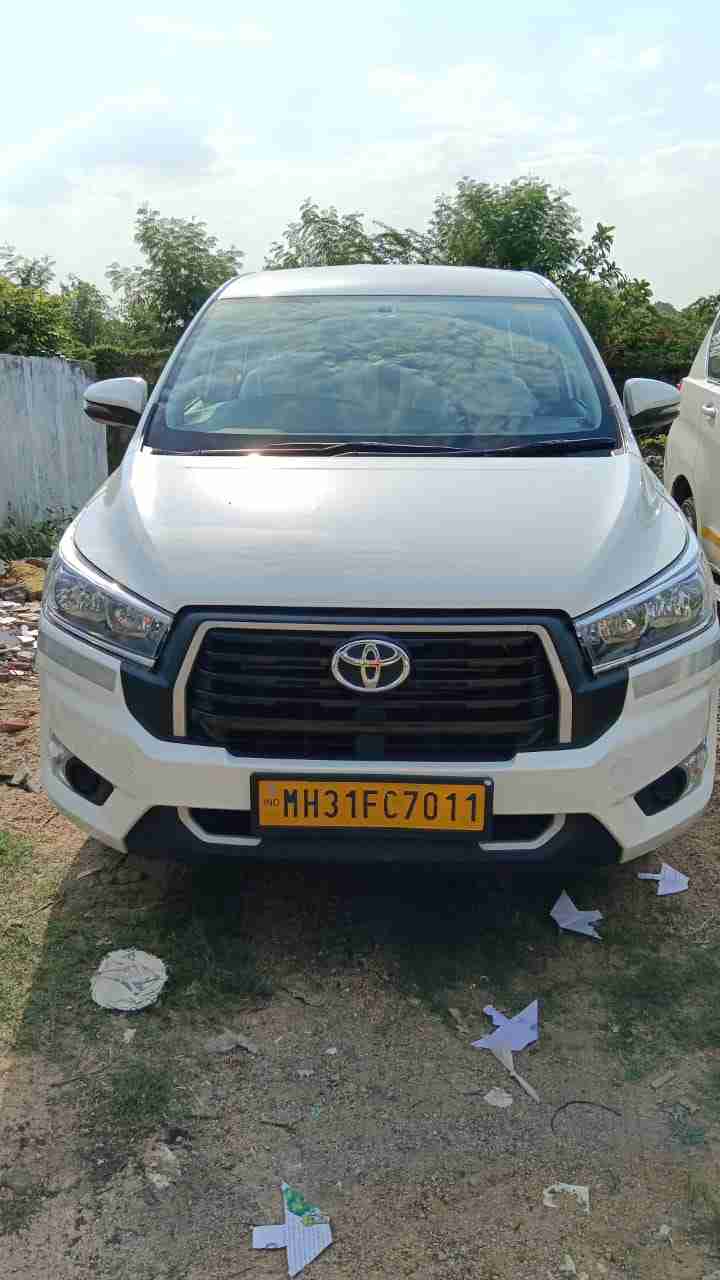 Innova Crysta  image