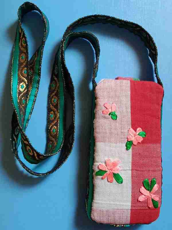 Santhali Style Embroidered Mobile Sling Bag image