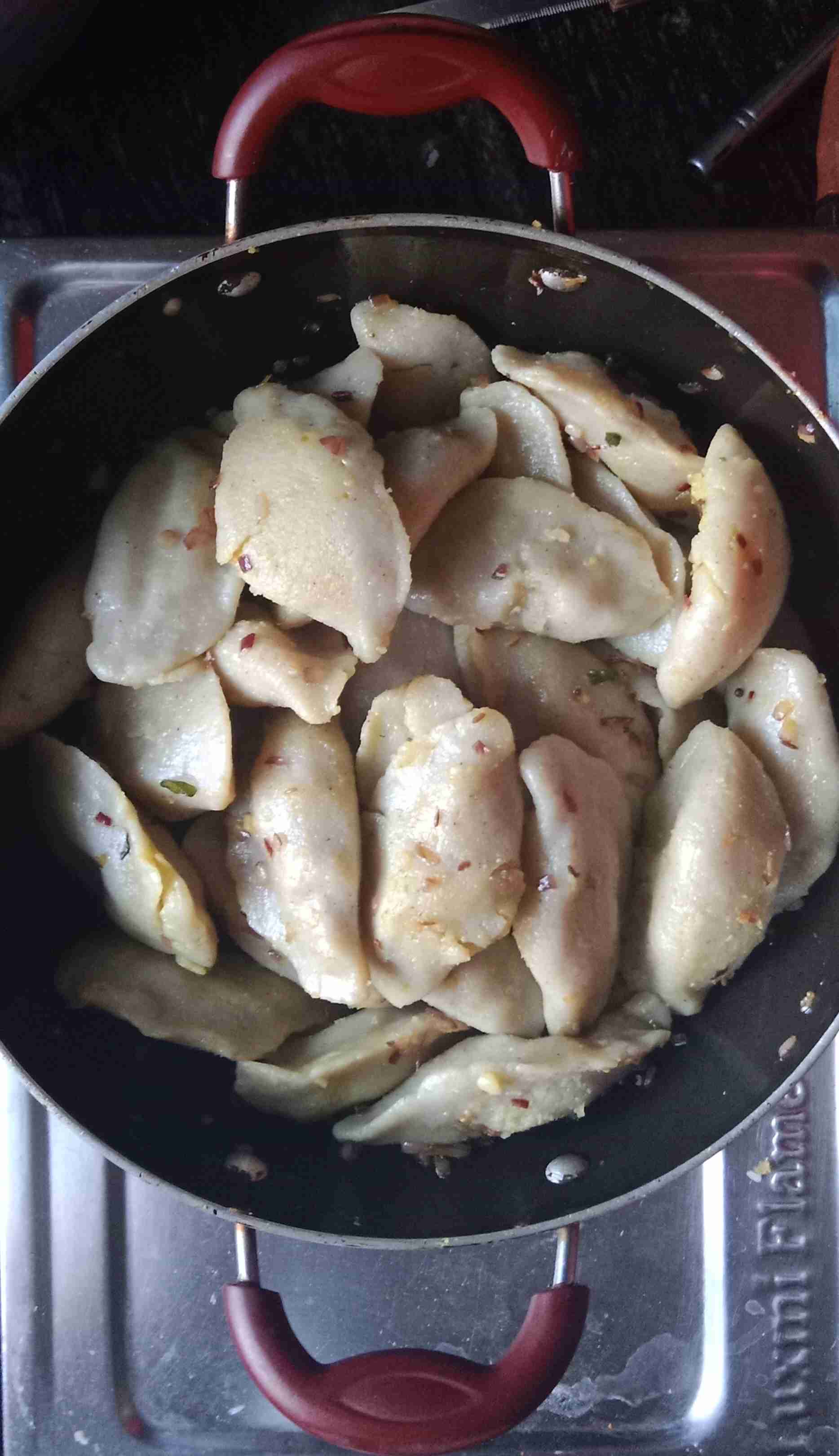 Undhi Pitha (Salted Version)