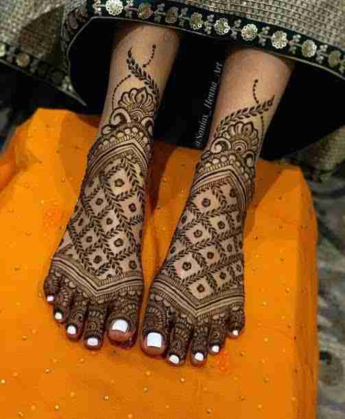Bridal Mehendi image