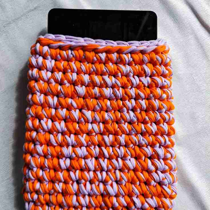 Crochet T-Shirt Yarn Laptop/Tablet Sleeve