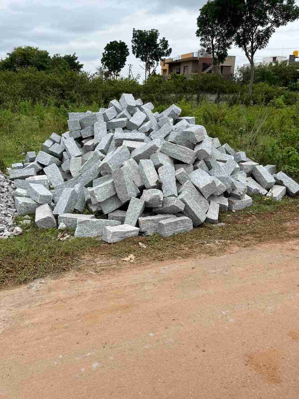 Foundation Size Stone image