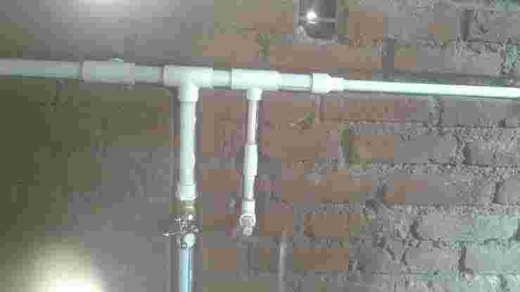 Underground pipe connection